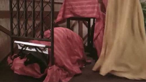 全娱乐圈带凳子吃瓜